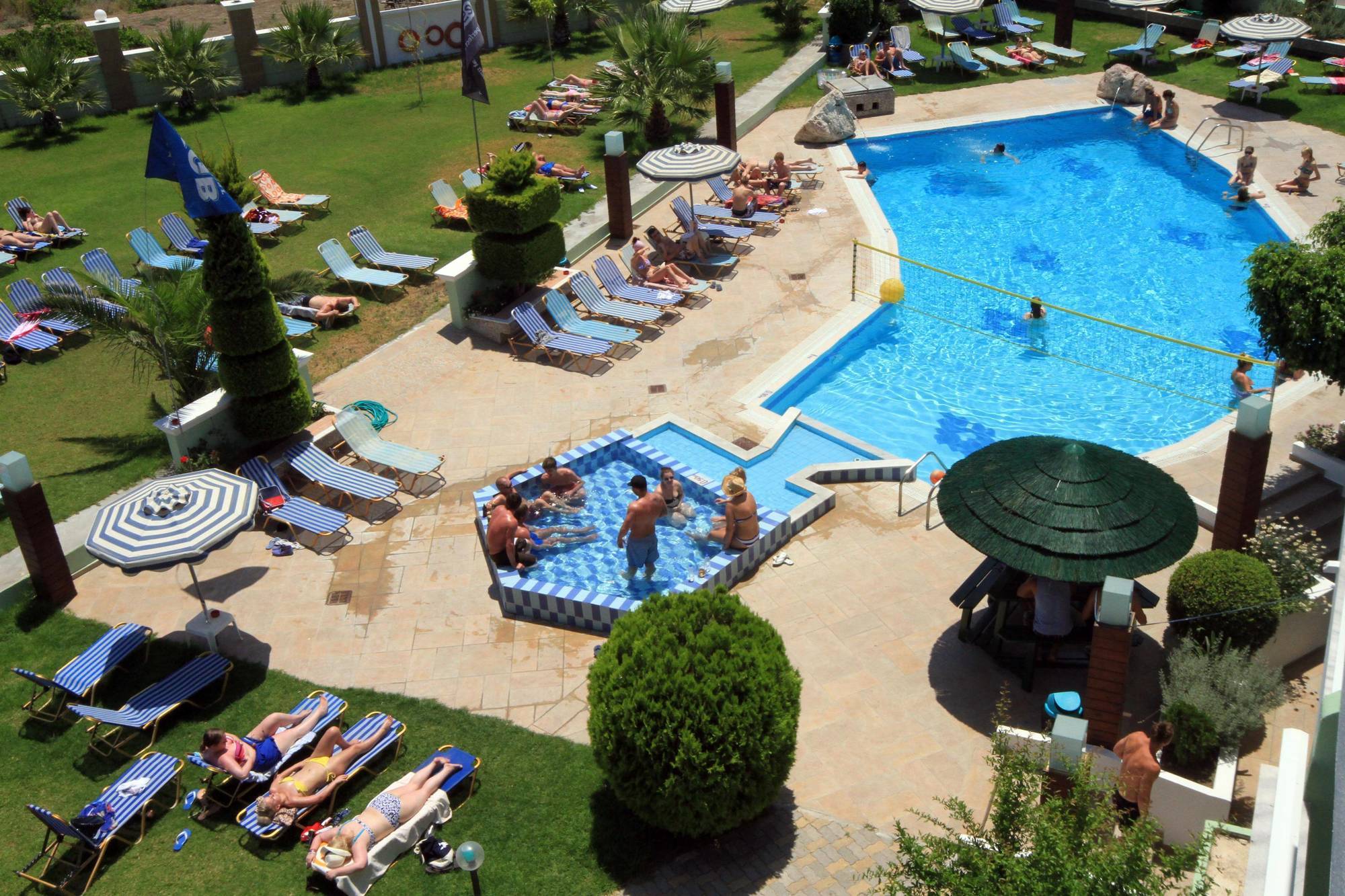 Hotel Stamos